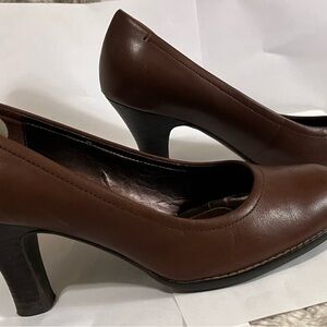 Vintage brown Naturalizer Elegant Brown Women's Heels